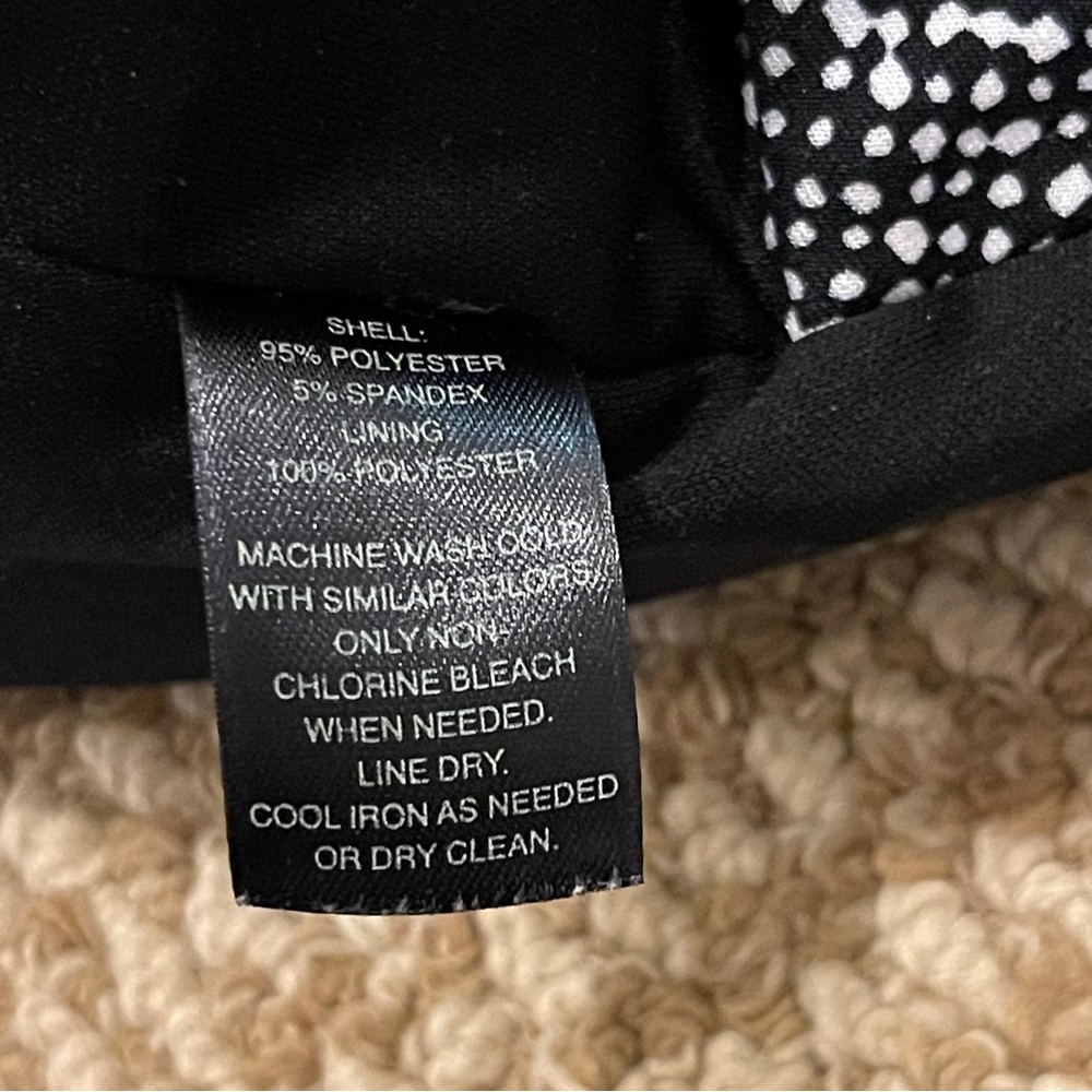 White House Black Market Cap Sleeve V-Neck Black and White Sheath Dress 6 - Picture 6 of 9